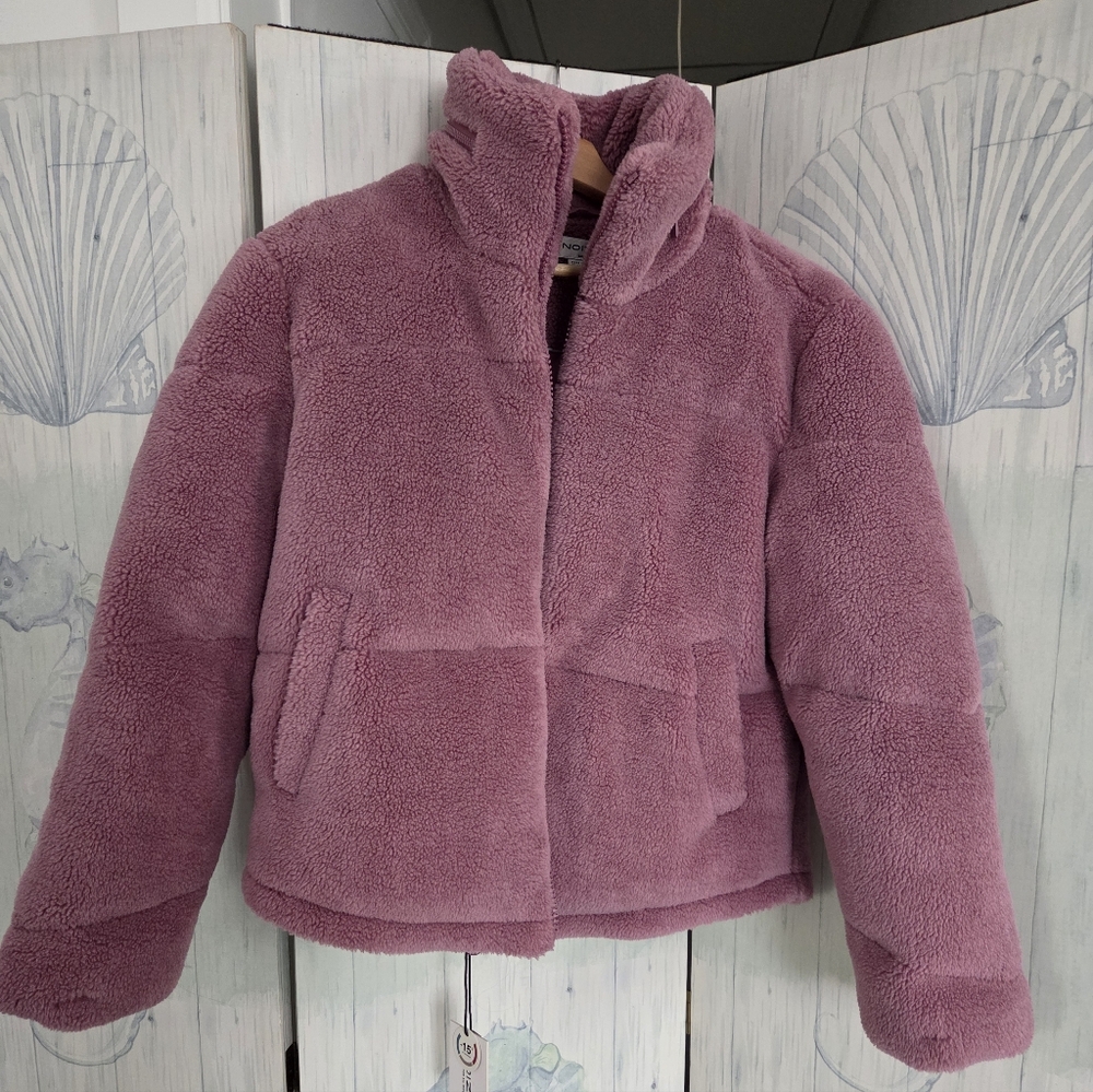 NOIZE, Kamala Short-Length Mauve Faux Sherpa Puffer, Vegan, Medium, BNWT
